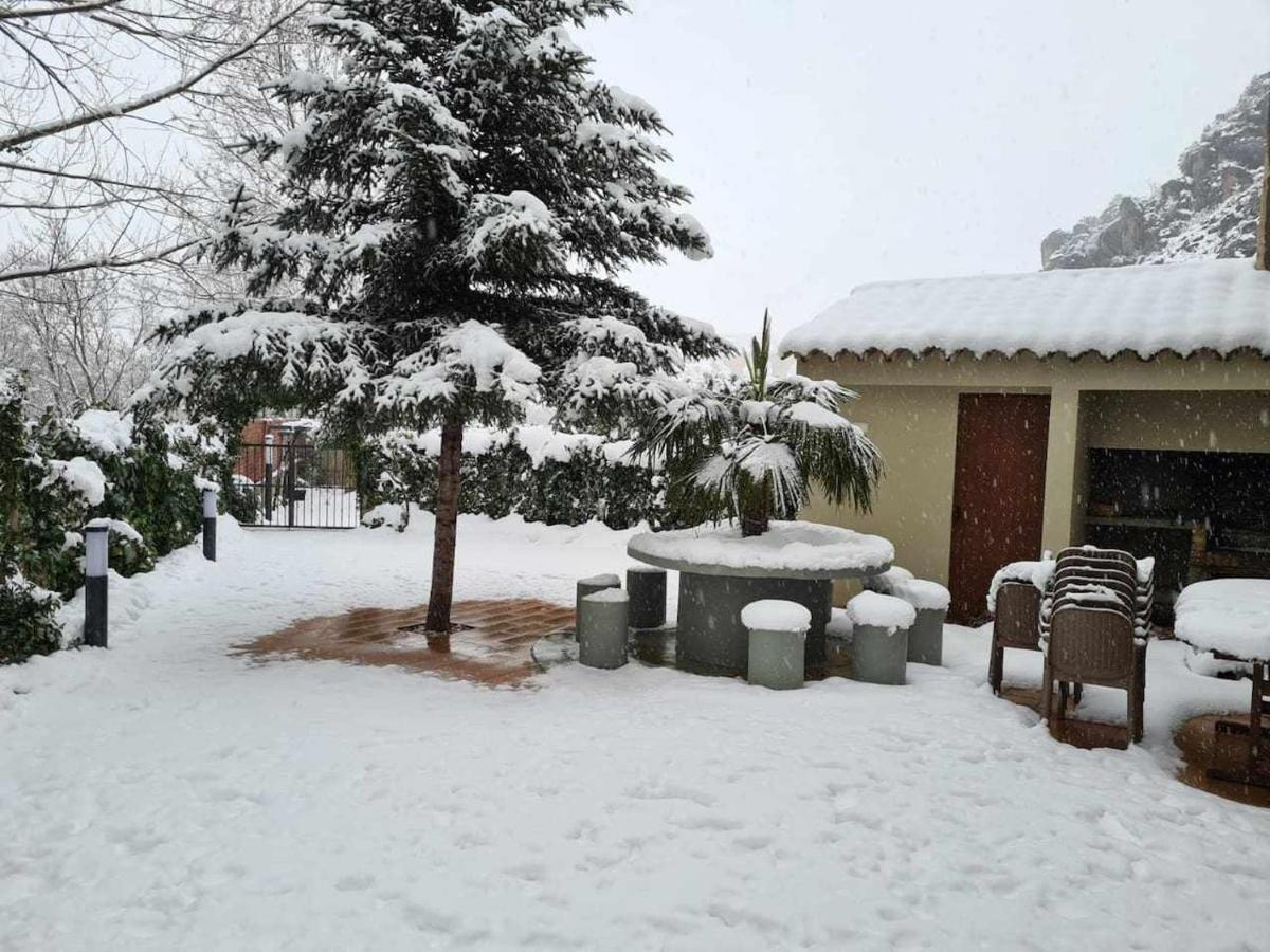 Casa Rural Villa Pilar Albentosa Екстериор снимка